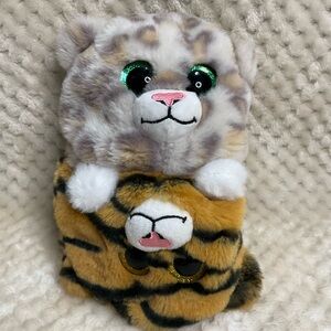 WISHPETS Flip A Pet Plush Cat and Tiger 54407 Stuffed Animal Amy Adam Toy